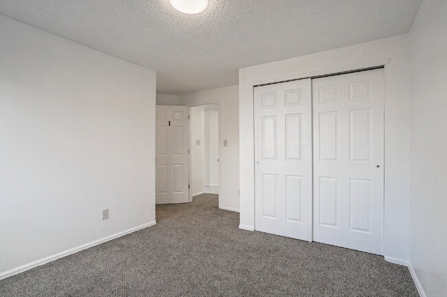 Building Photo - Private Room with a shared bath for Rent in Westminster!!!