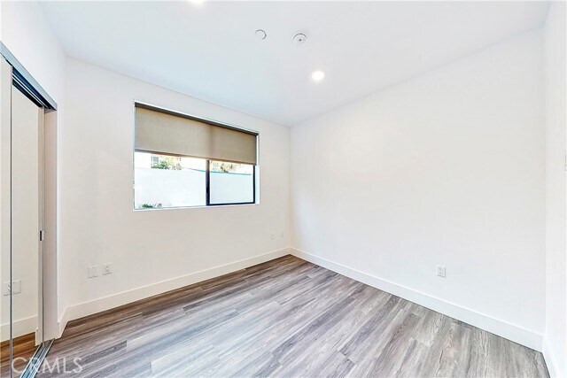 Building Photo - 1482 S Sherbourne Dr