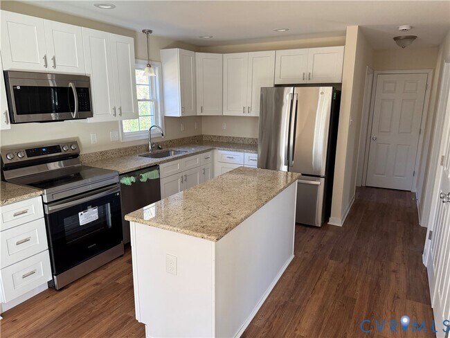 Building Photo - 2641 Red Lane Rd