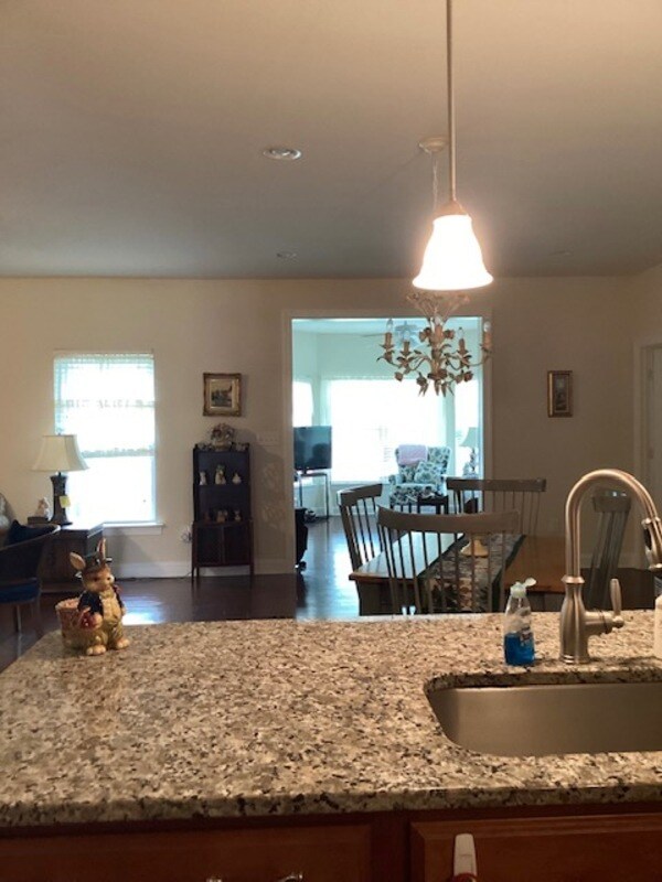 Building Photo - 35162 Helmsman Way