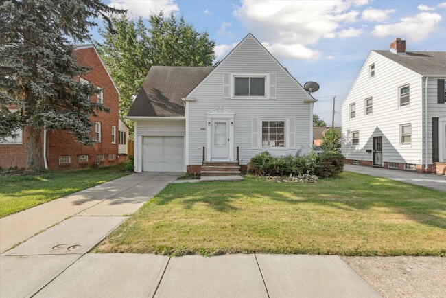 Building Photo - 3902 E Antisdale Rd