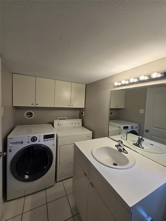 Building Photo - 1703 Maple Ave