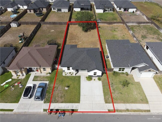 Building Photo - 23 N Sugar Bear Dr
