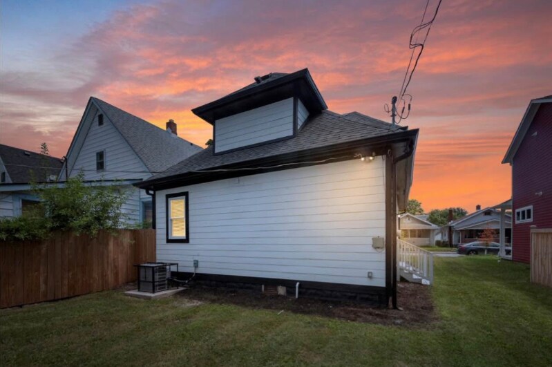 Building Photo - 846 N Parker Ave