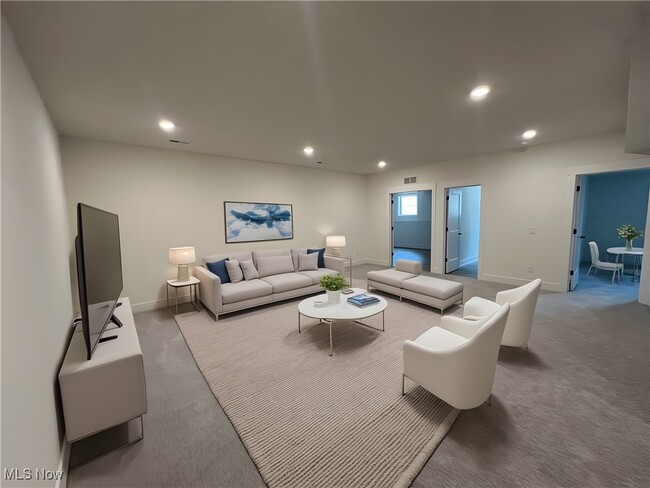 Building Photo - 580 Hardwick Dr