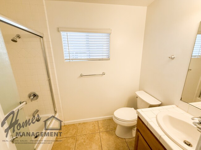 Building Photo - Homes Management - 4 Bed, 2 Bath House on Cul-de-Sac