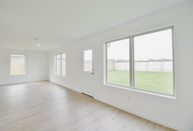 Building Photo - 18566 Cepagatti Dr