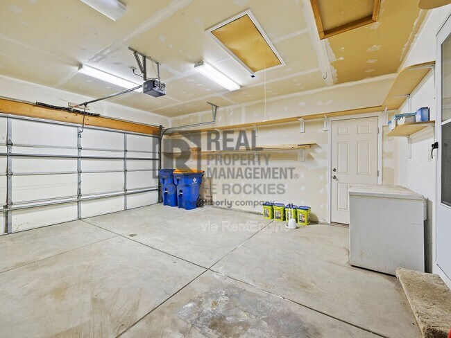 Building Photo - 506 Pebble Beach Ave