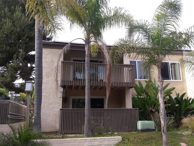 Primary Photo - 8537 Villa La Jolla Dr