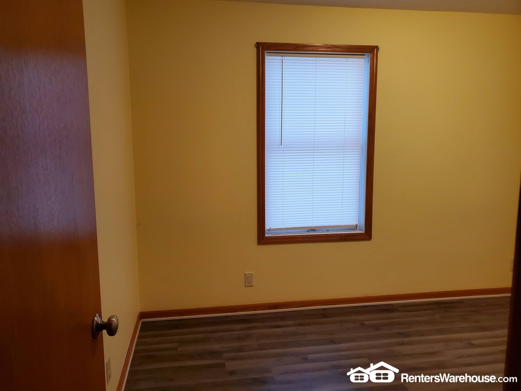 Building Photo - 5531 Pompano Dr