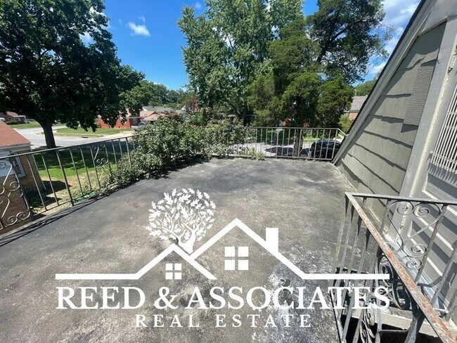 Building Photo - Updated Home Located in Berclair Area~