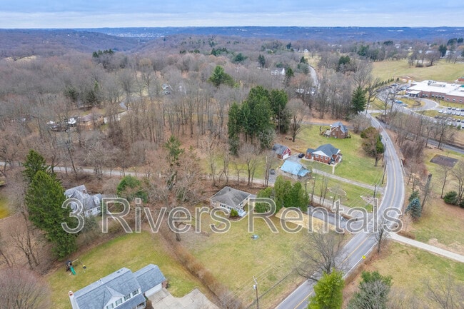 Building Photo - 600 Camp Meeting Rd