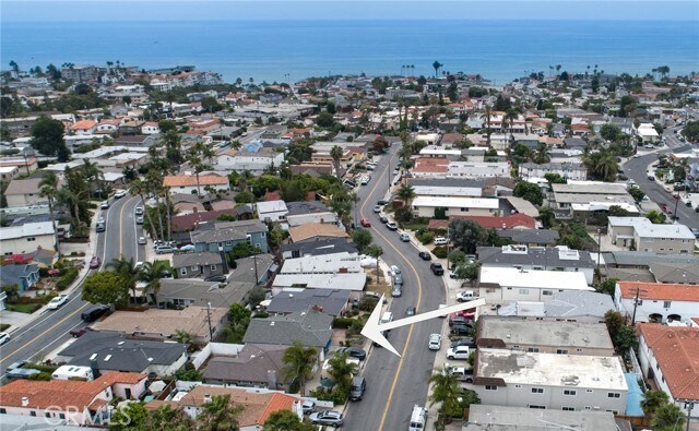 Building Photo - 125 W Escalones