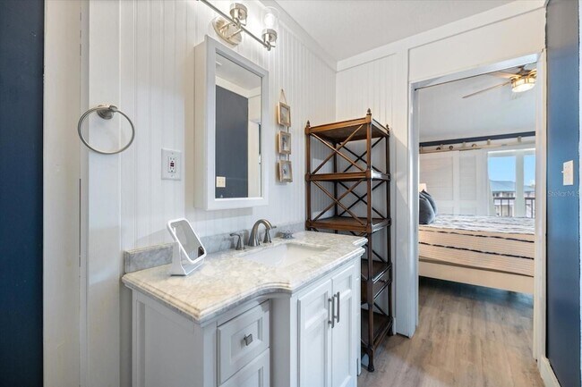 Building Photo - 841 Waterside Dr