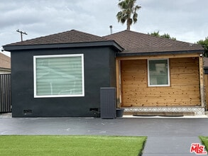 Building Photo - 5146 W 130th St