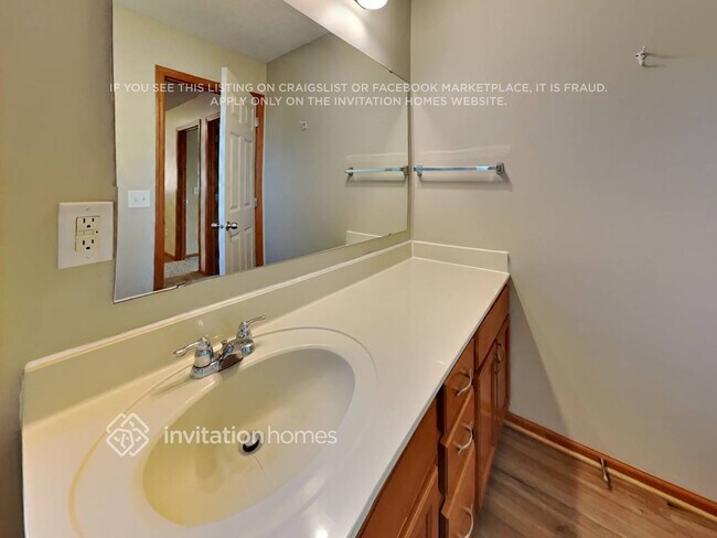 Building Photo - 11169 Walnut Ln