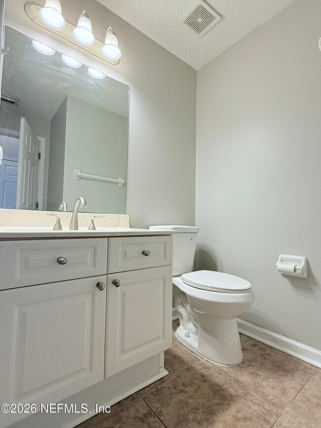 Building Photo - 1702 Windjammer Ln