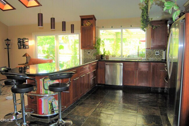 Building Photo - 278 Venus Ct