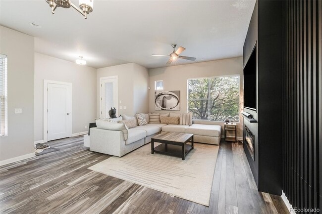 Building Photo - 1400 W 66th Pl