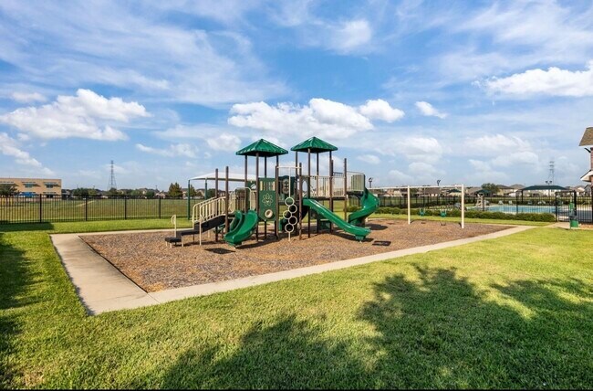 Building Photo - 5340 Camerford Ct