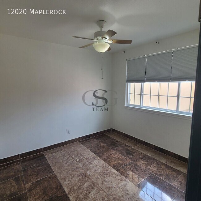 Building Photo - 12020 Maplerock-