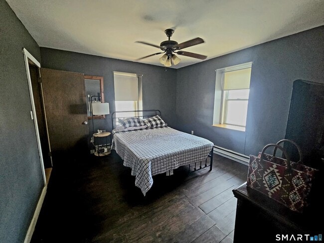 Building Photo - 73 Woodbridge Ave