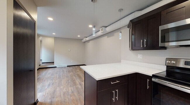 Living Room - 1819 E Carson St