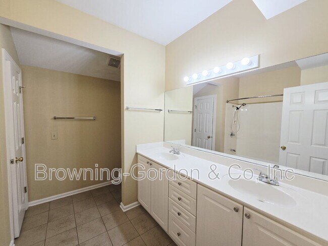 Building Photo - 6820 Hwy 70 S