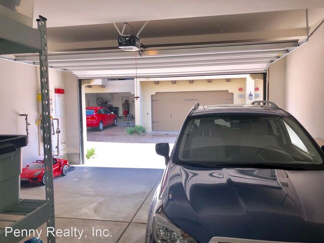 Building Photo - 4 br, 3.5 bath House - 16238 Veridian Circle