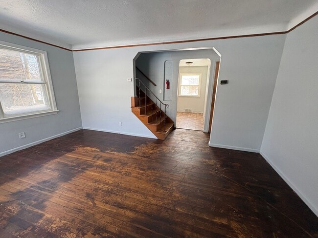 Building Photo - 16914 Maple Heights Blvd