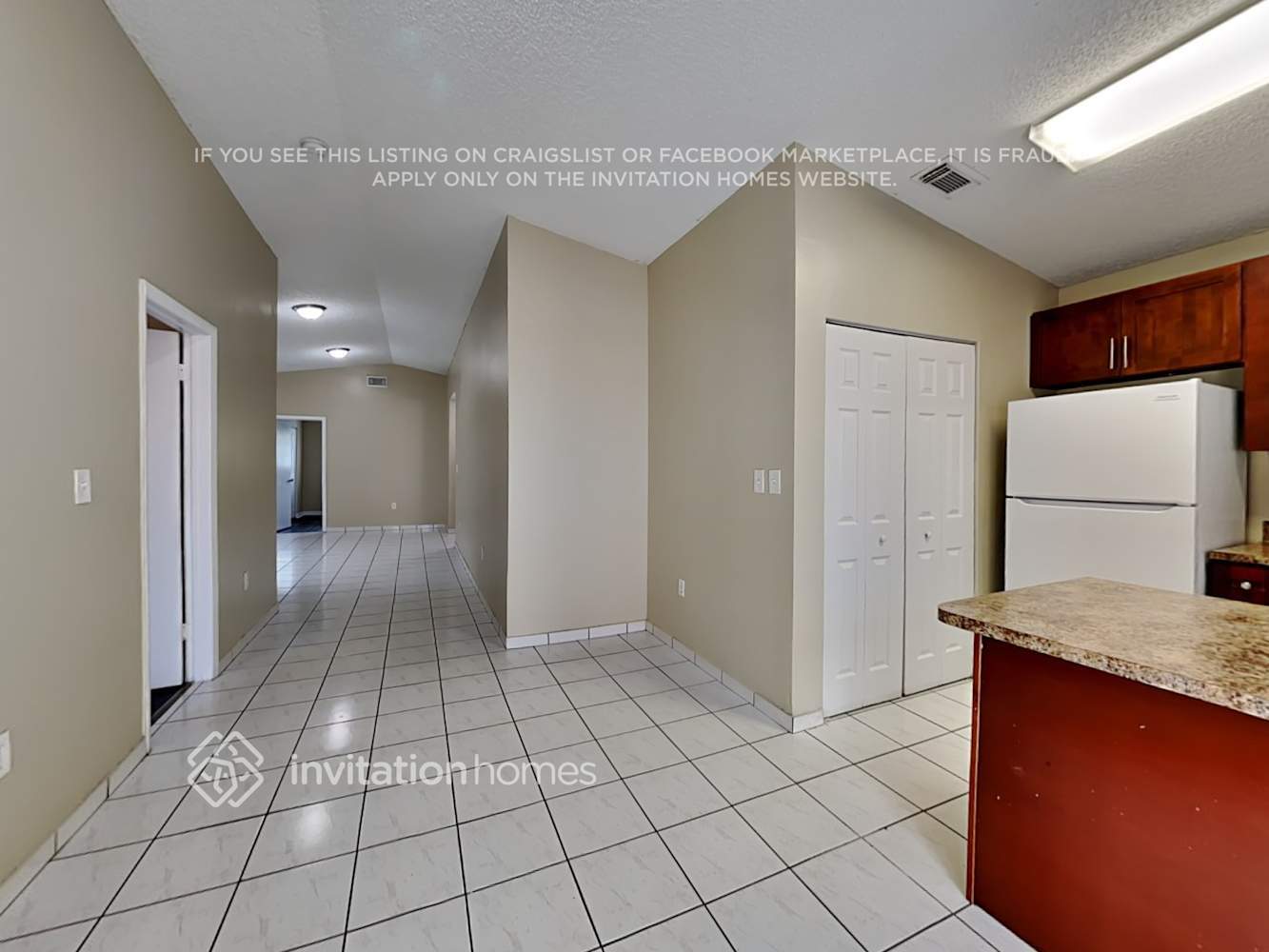 Building Photo - 2579 W 70th St