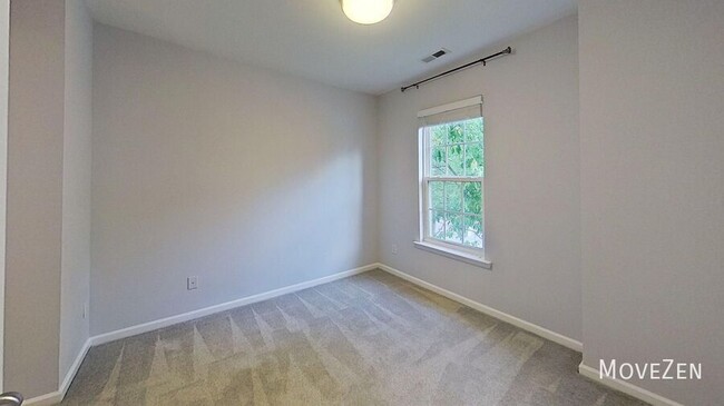 Building Photo - 1202 Savin Landing