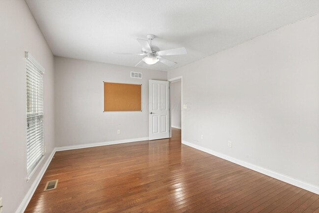 Building Photo - 8309 Marwithe Pl
