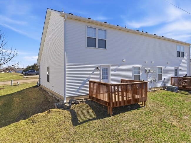 Building Photo - 3509-3511 La Mesa Dr.