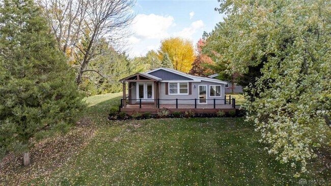 Building Photo - 679 Lakengren Dr