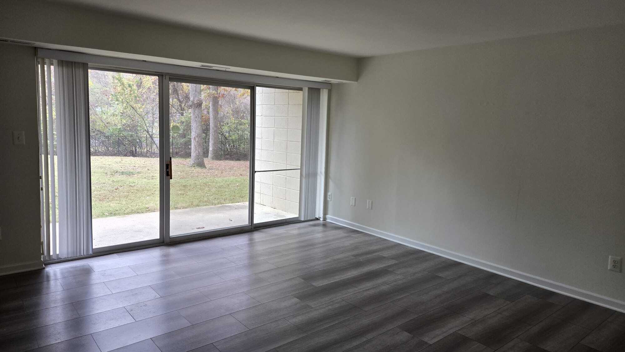 Building Photo - 7505 Riverdale Rd