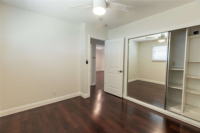 Building Photo - 2157 Rural Ln