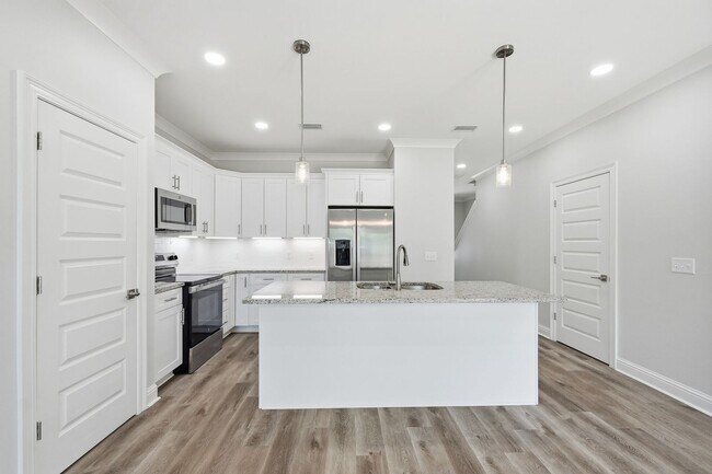 Building Photo - NEW Construction, be the FIRST to occupy this beautiful townhouse in Fort Walton Beach!
