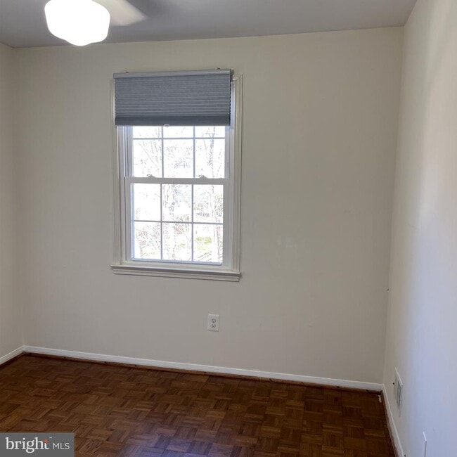 Building Photo - 3274 Applegate Ct