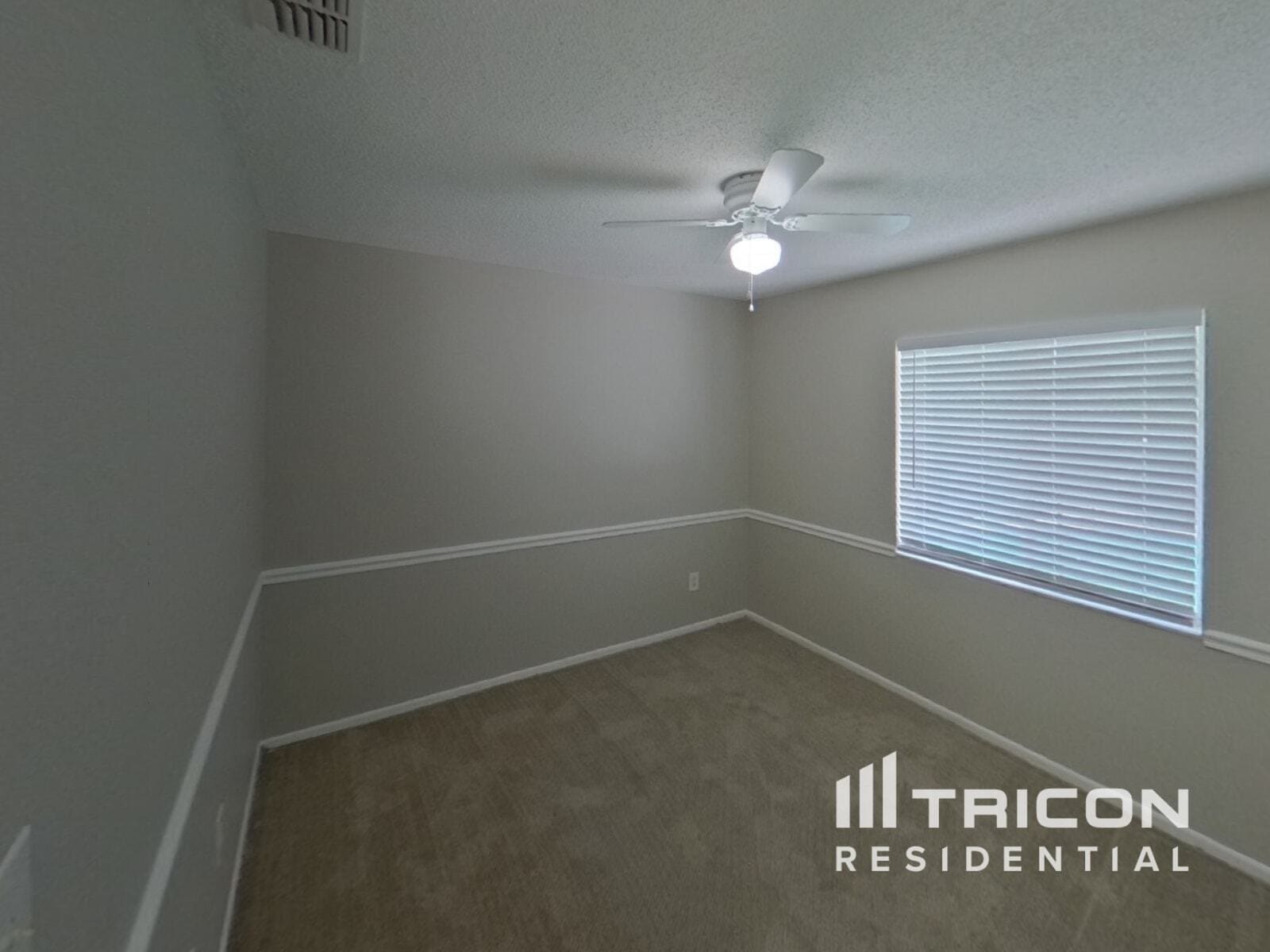 Building Photo - 3717 Coppertree Cir