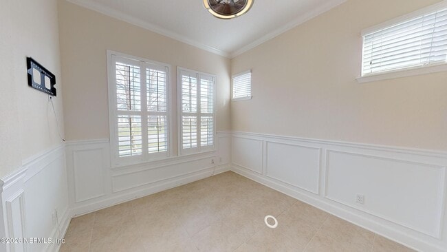 Building Photo - 203 Southern Oak Dr