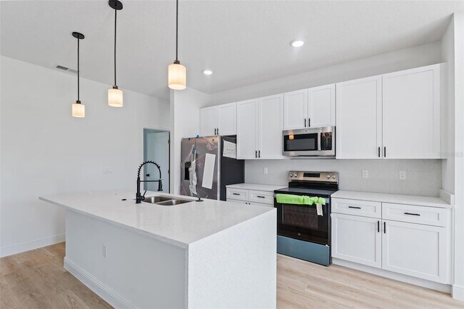 Building Photo - 3479 SW 137th Loop