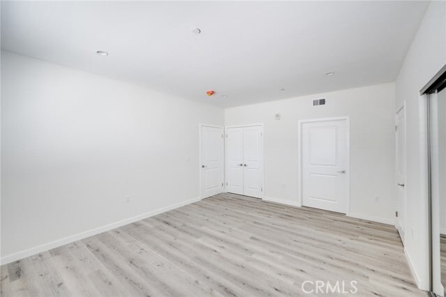Building Photo - 14526 Hartland St