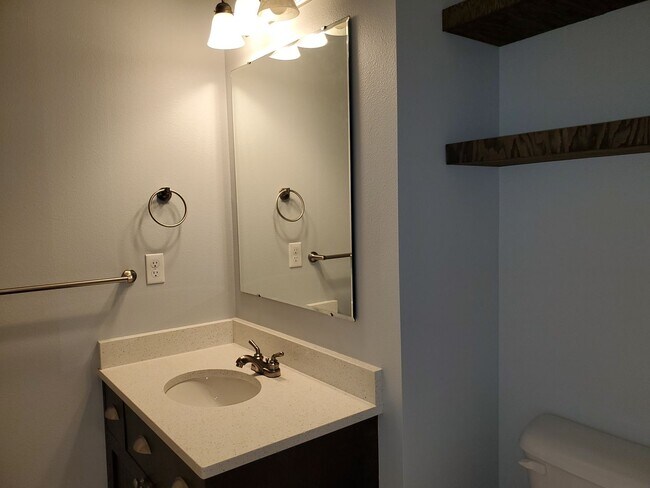 Building Photo - 8779 W Pine Valley Ln