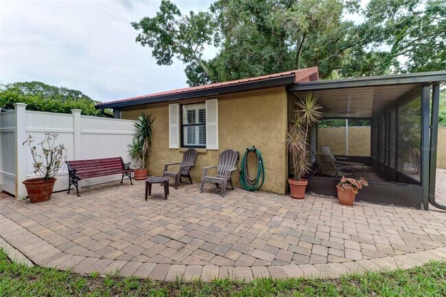 Building Photo - 7911 Flowerfield Dr