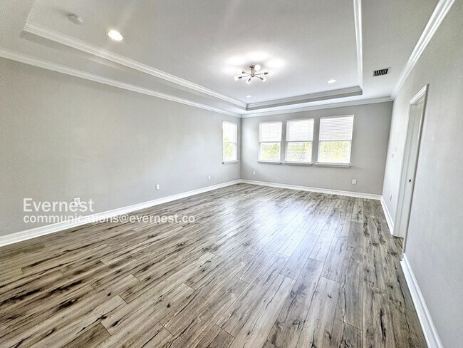 Building Photo - 28892 Perilli Pl