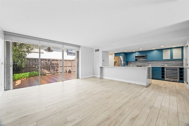 Building Photo - 7140 SW 111th Pl