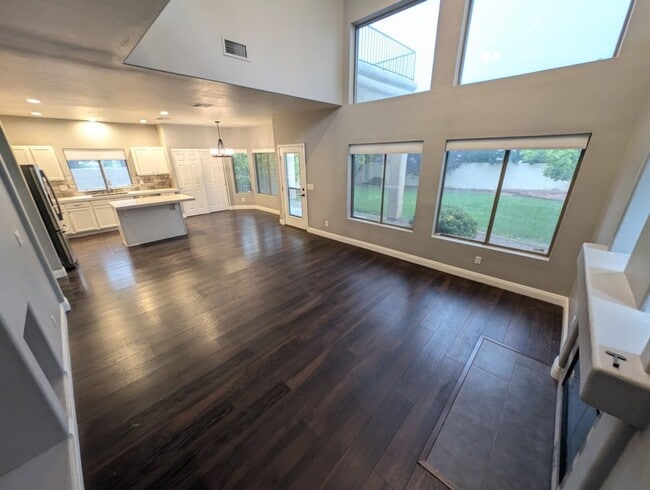 Building Photo - 10465 Warwick Falls Ct