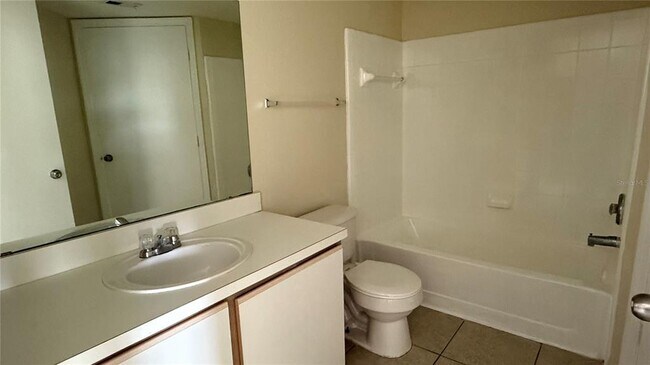 Building Photo - 2203 Key W Ct