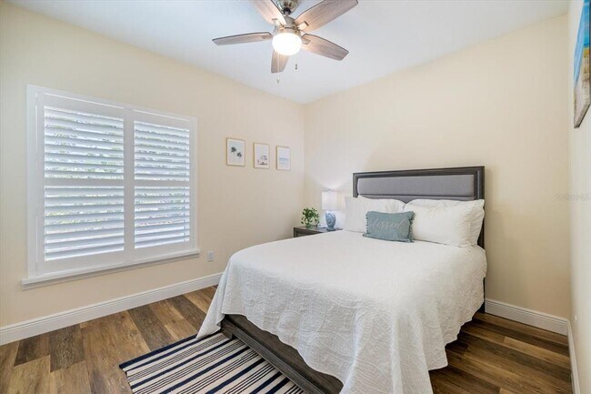 Building Photo - 2339 Datura St